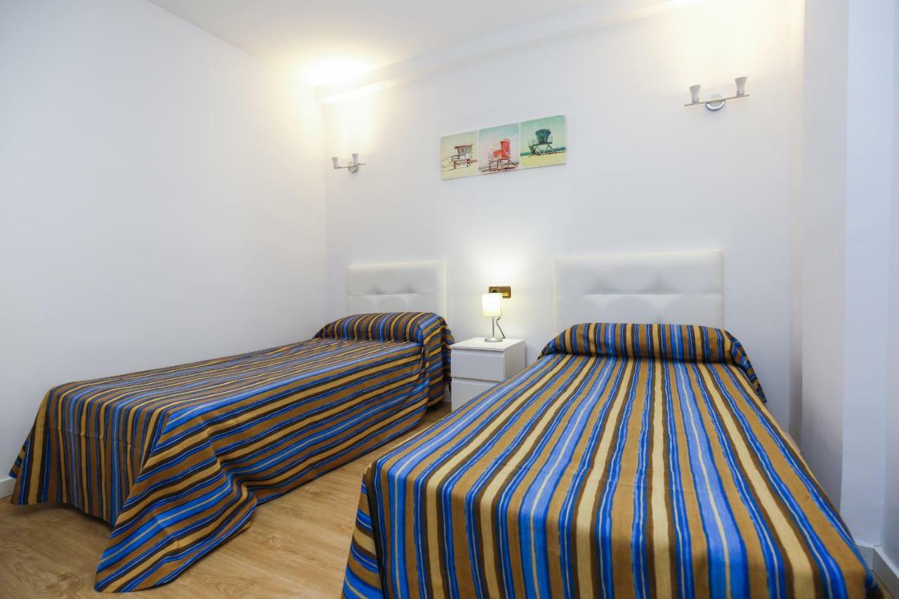 Sobremar Planet - Only Families Apartment Salou Exteriör bild